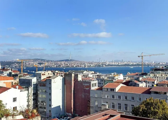 Bosphorus View, Central Location