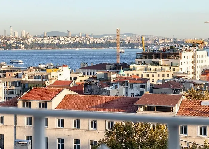 Bosphorus View, Central Location